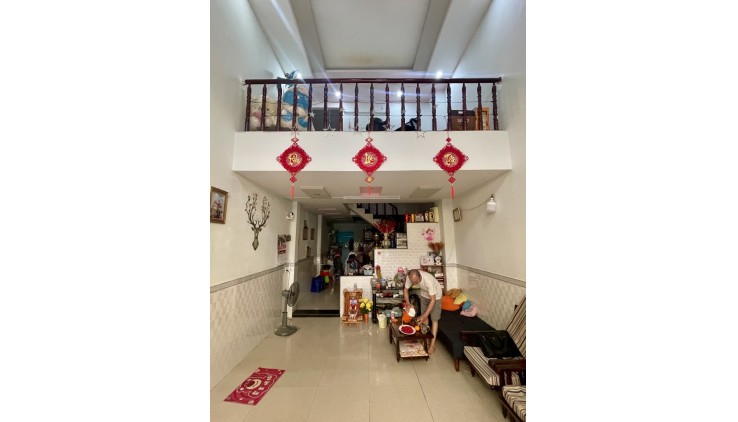 HẺM XE HƠI, 64M2, NHÀ ĐẸP 3 TẦNG,  NGAY CHỢ BÌNH TRỊ ĐÔNG, GIÁ NHỈNH 5 TỶ